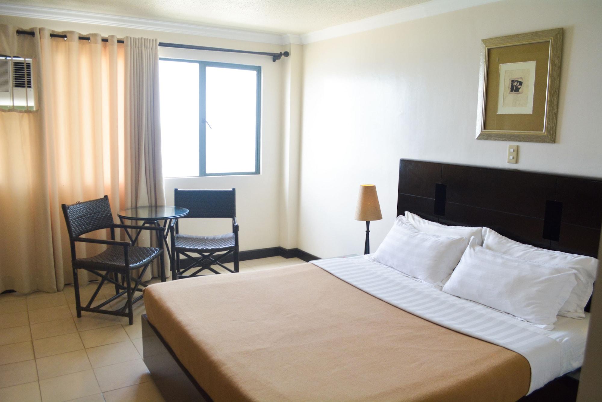 Hotel Tavern Surigao Exterior photo